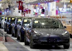 Tesla 600 minədək avtomobilini geri çağırır