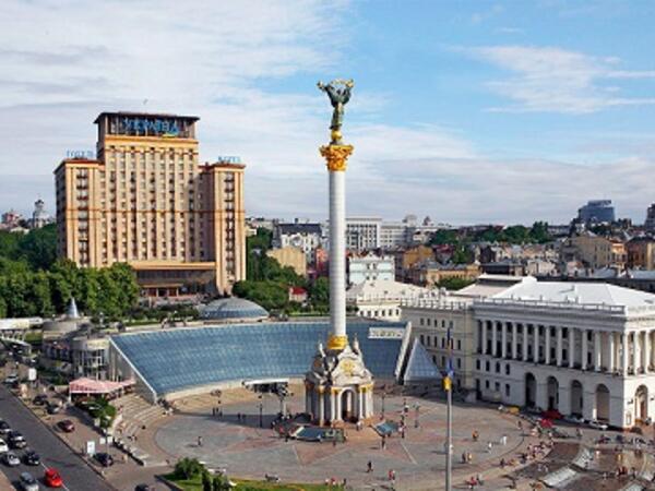 Ukrayna polyaklara xüsusi status verir