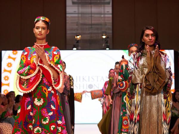 Azerbaijan Fashion Week, 12-ci mövsüm, 2-ci gün - FOTO