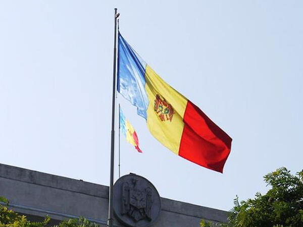 Deputatdan təklif: Moldova Rumıniya ilə birləşsin