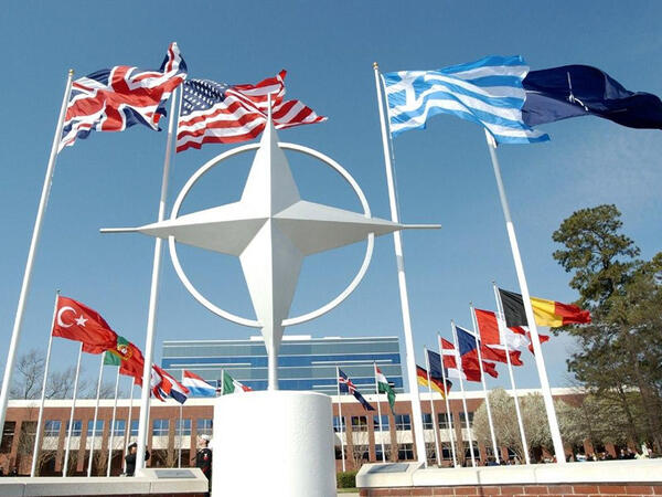 NATO liderləri İsveç və Finlandiyanı alyansa dəvət edib