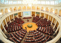 Özbəkistan parlamenti Qaraqalpaqıstanın statusunun saxlanmasını dəstəklədi