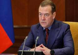 Medvedev: “Rusiya Ukraynada nüvə silahı tətbiq etsə, NATO buna qarışmayacaq”