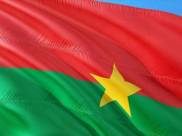 Burkino-Fasoda hərbi çevriliş - Prezident dəyişdi, <span class="color_red">sərhədlər bağlandı</span>