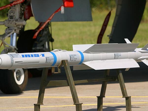 Almaniya Ukraynaya hava-hava tipli <span class="color_red"> raket verəcək</span>