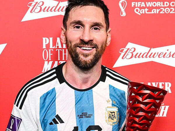 Messi Meksika ilə matçın ən yaxşısı seçildi