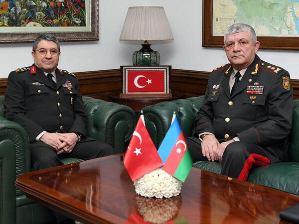 Azərbaycan və Türkiyənin generalları görüşdü: <span class="color_red">hərbi əməkdaşlıq müzakirə olundu</span>