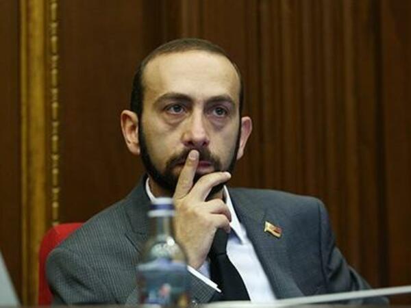 İrəvan “Qərbi Azərbaycan” ifadəsindən qorxur - <span class="color_red">Mirzoyan</span>