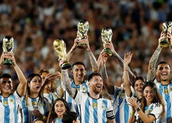 Messi və dostları dünya çempionluğunu gecə klubunda qeyd etdilər - VİDEO - FOTO