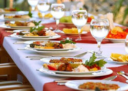 Restoranların od tutub yanan iftar və imsak QİYMƏTLƏRİ - <span class="color_red">120 manatlıq menyular da var...</span>