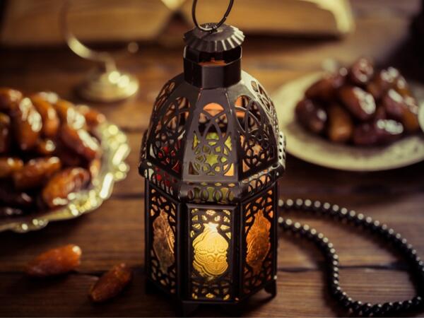 Ramazanın 11-ci gününün duası - <span class="color_red">İmsak və iftar vaxtı</span>