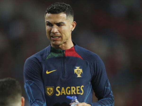 Ronaldo Messinin adını qışqıran azarkeşlərə belə cavab verdi