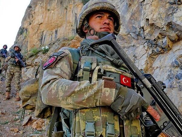 Türkiyə ordusu 12 terrorçunu <span class="color_red">məhv etdi</span>