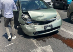 “Prius” yük maşınına çırpıldı - Sürücü <span class="color_red">öldü</span>