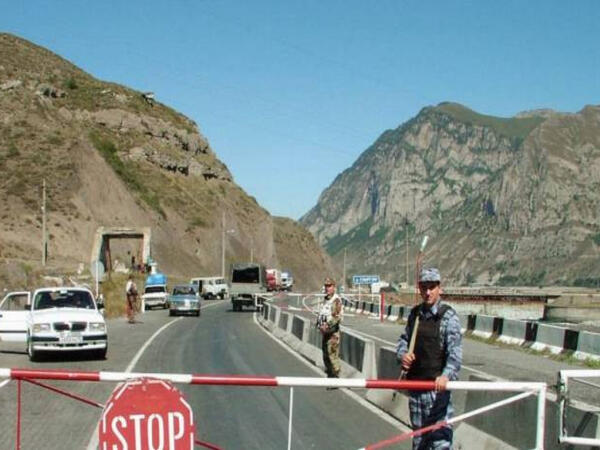 Tavuş sakinlərinin bağladıqları Ermənistan-Gürcüstan yolu açılıb