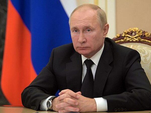 Putin: BAM bütün XXI əsrdə böyük dərəcədə qlobal logistikanı müəyyən edəcək