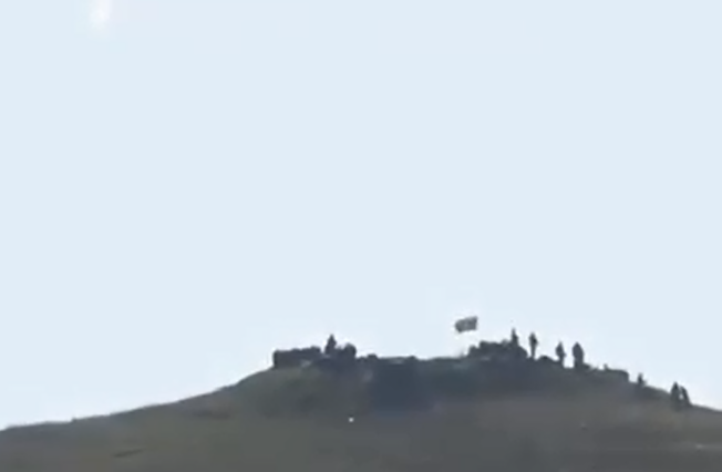 Qazaxın azad edilən kəndində Azərbaycan bayrağı qaldırıldı - VİDEO