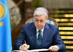 Qazaxıstan prezidenti naziri vəzifəsindən azad etdi