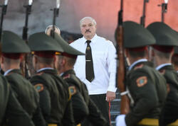 Lukaşenkonun SSRİ qoşunlarında xidmət etdiyi dövrdən fotoları paylaşıldı - <span class="color_red">FOTO</span>
