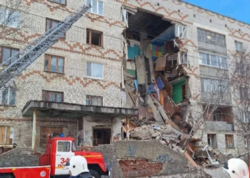 Rusiyada yataqxana binası çöküb
