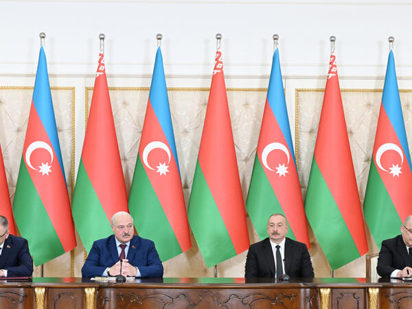 Azərbaycan-Belarus sənədləri imzalanıb -