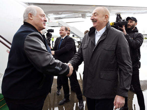 Lukaşenko Füzuliyə getdi - VİDEO - FOTO
