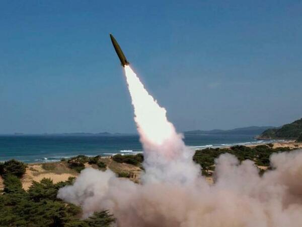 KXDR yeni taktiki ballistik raketi sınaqdan keçirdi