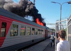 Moskva vilayətində elektrik qatarı yandı