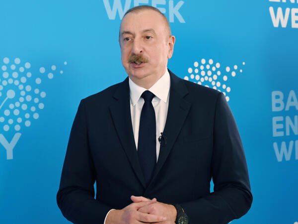 İlham Əliyev “Euronews” televiziyasına müsahibə verib - FOTO