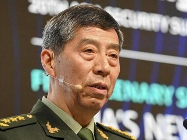 Çinin 2 keçmiş müdafiə naziri partiyadan qovuldu
