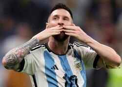 Messi yenə tarixə düşdü