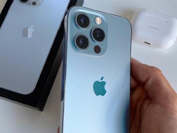 iPhone 16 iPhone 15-dən nə qədər çox enerji saxlayır?