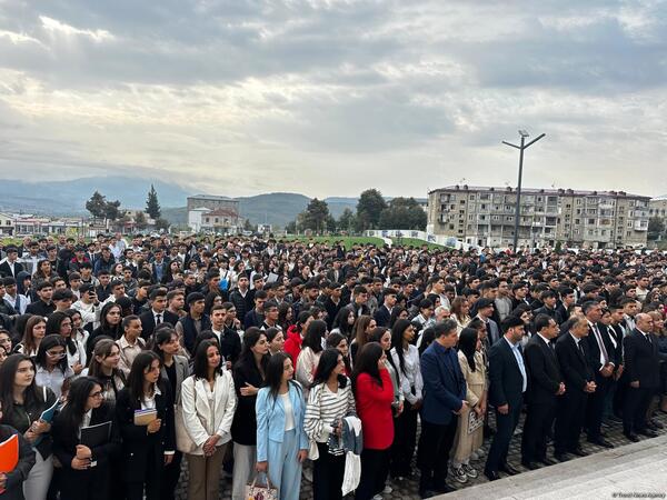 Qarabağ Universitetində təhsil almaq böyük fəxrdir - ilk tələbələrin TƏƏSSÜRATLARI