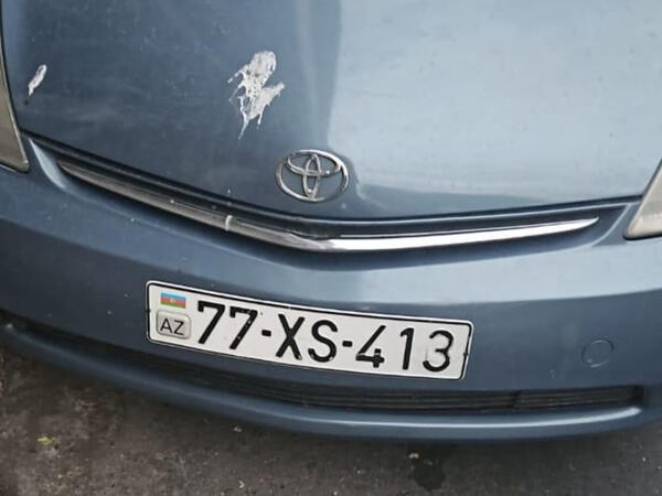 Bakıda insident: polis &quot;Prius&quot;a atəş açdı, yaralı var - <span class="color_red">RƏSMİ - FOTO</span>