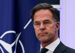 Rutte ilk səfərini Kiyevə etdi