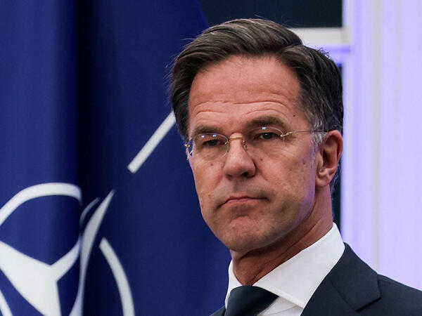 Rutte ilk səfərini Kiyevə etdi