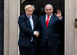 Netanyahu Boris Consonun tualetinə <span class="color_red"> nə qoyub?</span>