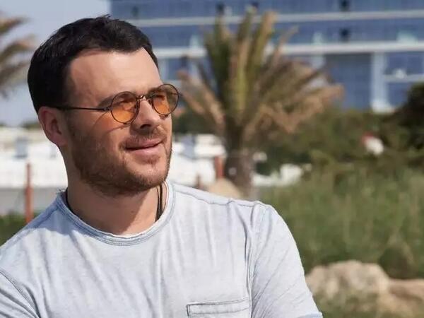 Bu xanım &quot;SeaBreeze&quot;dən ev uddu: Emin Ağalarov adını AÇIQLADI <span class="color_red">VİDEO</span>