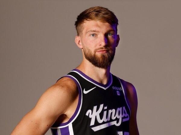 Oğul Sabonis atasını seçib