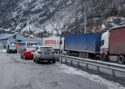 Ermənistanı Rusiya ilə birləşdirən yeganə quru yol bağlandı