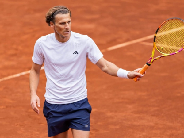 Dieqo Forlan tennis karyerasına məğlubiyyətlə başlayıb