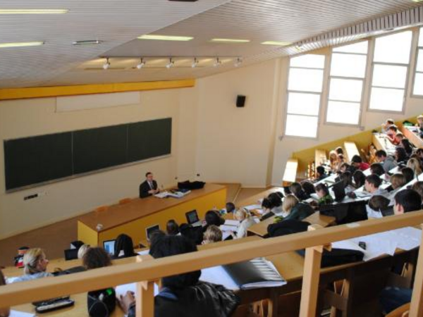 Bakıda yeni universitet binası tikiləcək