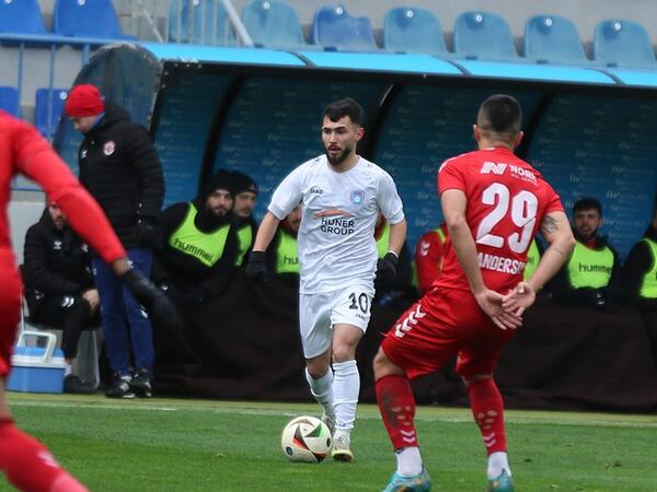 &quot;Araz-Naxçıvan&quot; yenə &quot;Qarabağ&quot;ı <span class="color_red">taxtdan saldı</span>