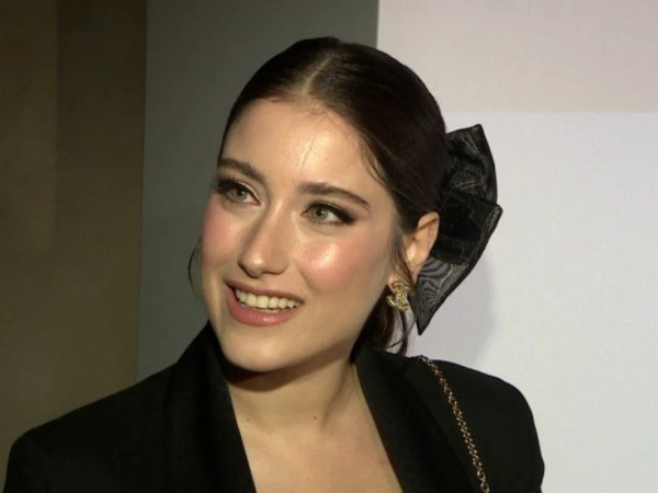 Hazal Kaya əməliyyat olundu