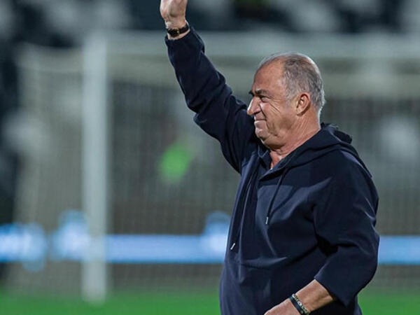 Fatih Terim qələbə ilə başladı