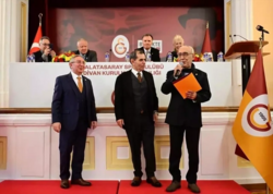 Məşhur türk aktyor &quot;Qalatasaray&quot;ın idarə heyətinə seçildi - FOTO