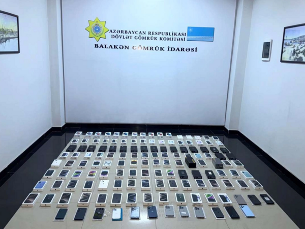 140 ədəd müxtəlif markalı mobil telefon aşkar edilib - <span class="color_red">FOTO</span>